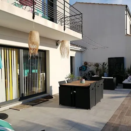Вилла Confortable Avec Piscine Florensac